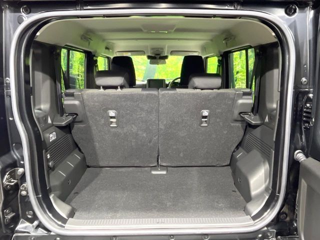 SUZUKI JIMNY NOMADE 2025 Image 31