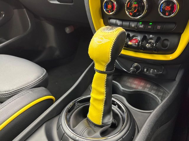 BMW MINI COOPER S CL 2016 Image 31