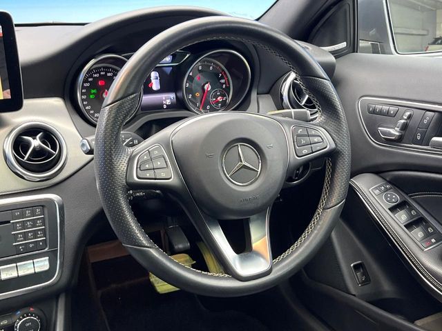 MERCEDES BENZ GLA CL 2017 Image 31