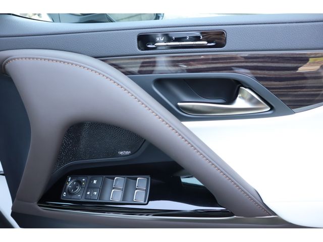 TOYOTA LEXUS LX600 2026 Image 31