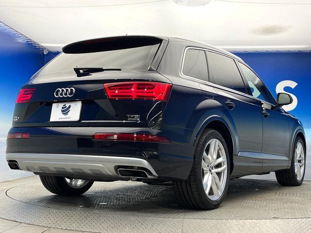 AUDI Q7 2017 Image 31