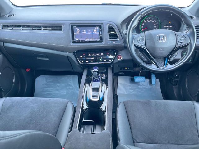 HONDA VEZEL HYBRID 2017 Image 31