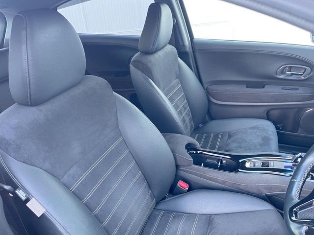 HONDA VEZEL HYBRID 2017 Image 31