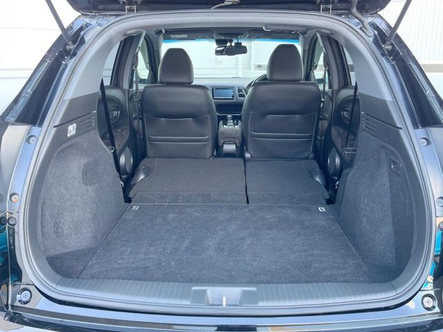 HONDA VEZEL HYBRID 2017 Image 31