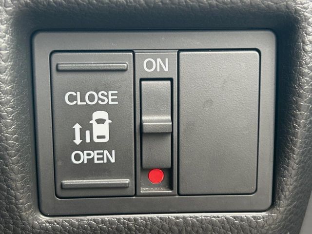 HONDA N BOX CUSTOM 2019 Image 31