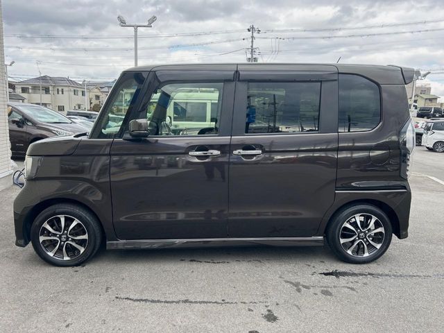 HONDA N BOX CUSTOM 2019 Image 31