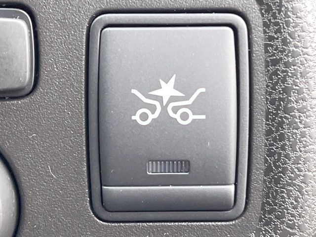 NISSAN NOTE 2015 Image 31