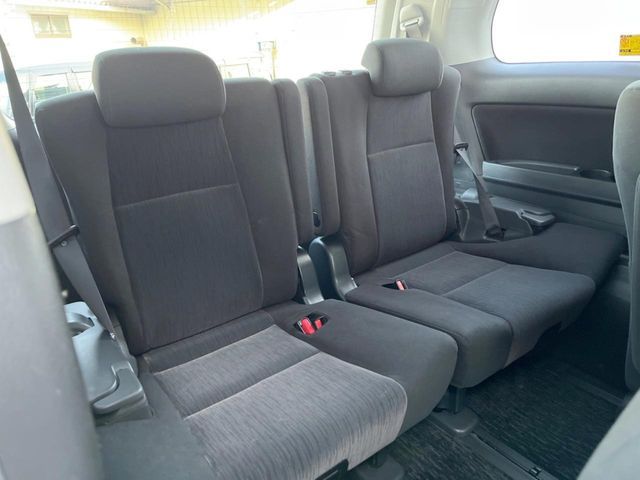 TOYOTA VELLFIRE 2012 Image 31