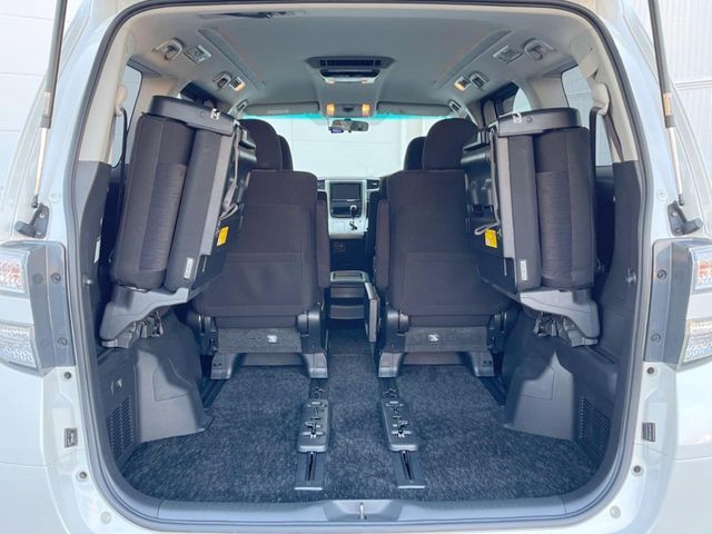 TOYOTA VELLFIRE 2012 Image 31