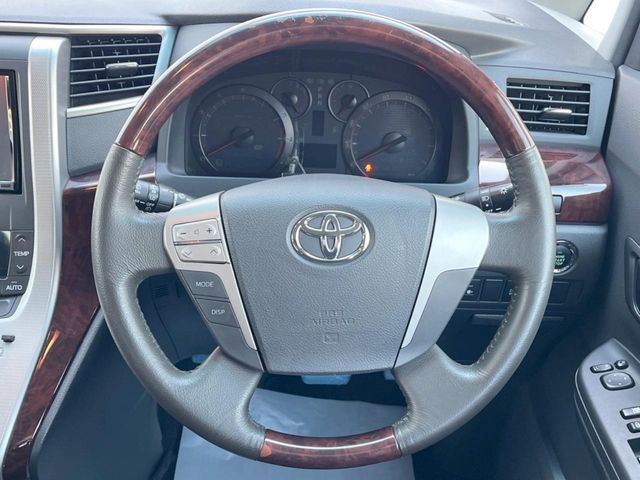 TOYOTA VELLFIRE 2012 Image 31