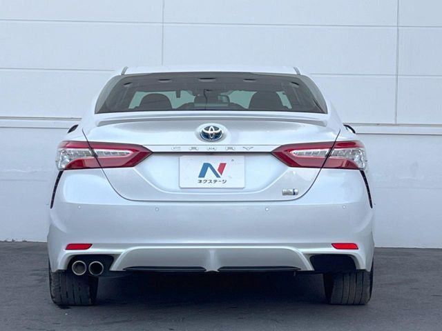 TOYOTA CAMRY HYBRID 2018 Image 31