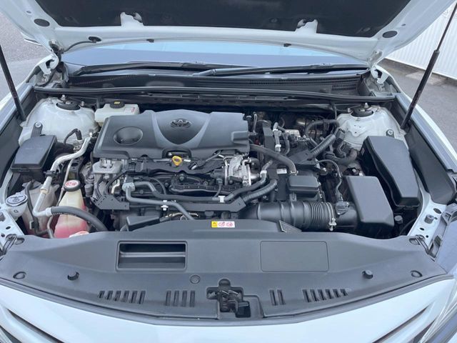 TOYOTA CAMRY HYBRID 2018 Image 31