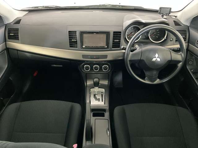 MITSUBISHI GALANT FORTIS 2014 Image 31