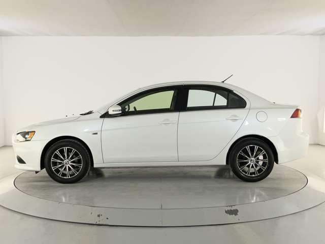 MITSUBISHI GALANT FORTIS 2014 Image 31