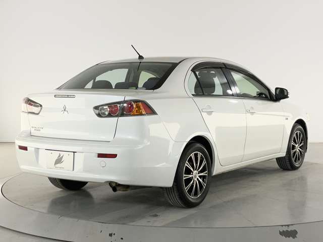 MITSUBISHI GALANT FORTIS 2014 Image 31