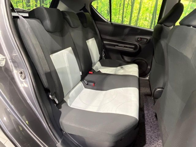 TOYOTA AQUA 2013 Image 31