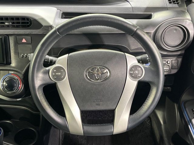 TOYOTA AQUA 2013 Image 31