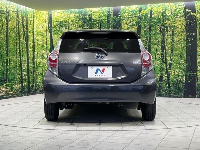 TOYOTA AQUA 2013 Image 31