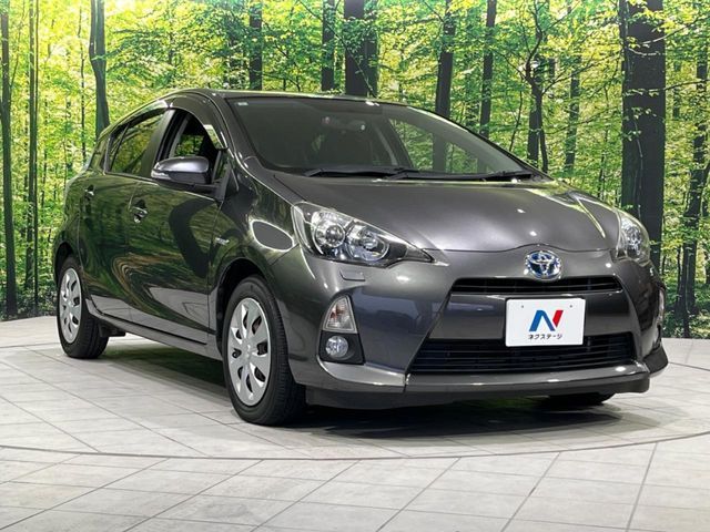 TOYOTA AQUA 2013 Image 31