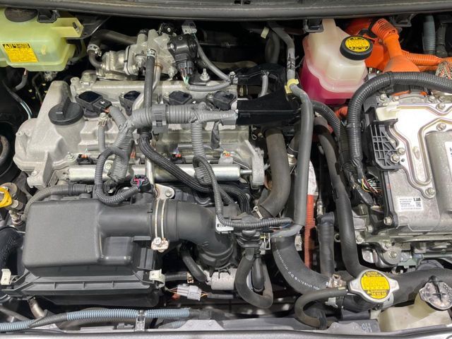 TOYOTA AQUA 2013 Image 31