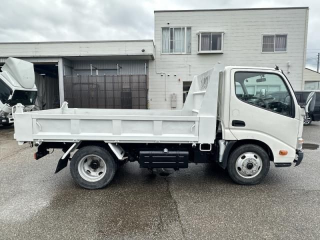 TOYOTA DYNA 2012 Image 31