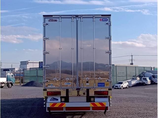 MITSUBISHI FUSOU SUPER GREAT 2025 Image 31