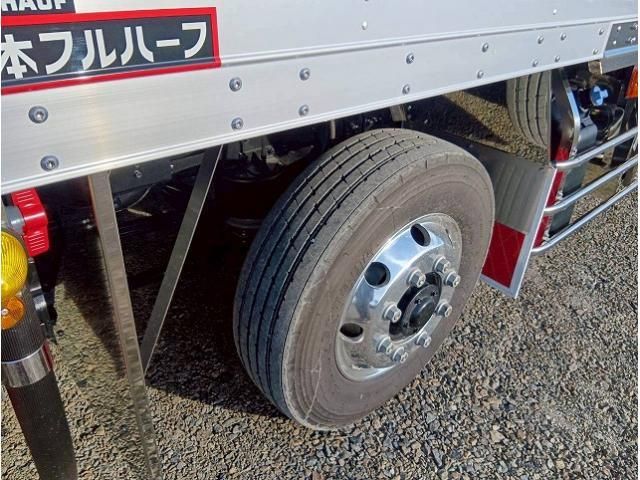 MITSUBISHI FUSOU SUPER GREAT 2025 Image 31