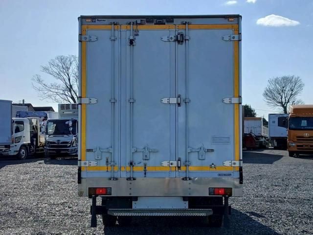 HINO DUTRO 2019 Image 31