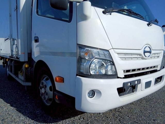 HINO DUTRO 2019 Image 31