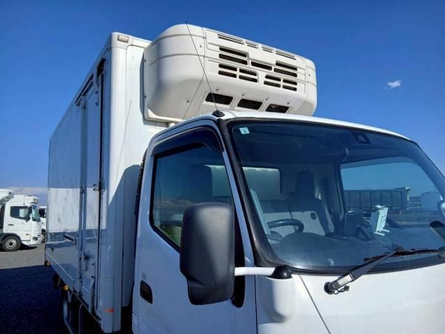 HINO DUTRO 2019 Image 31