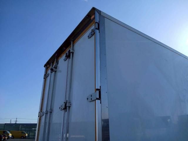 HINO DUTRO 2019 Image 31