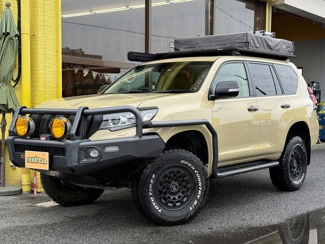 TOYOTA LANDCRUISER PRADO 2018 Image 31