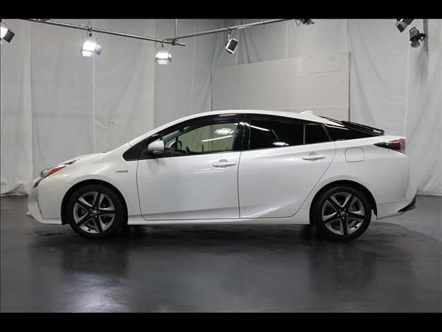 TOYOTA PRIUS 2016 Image 31