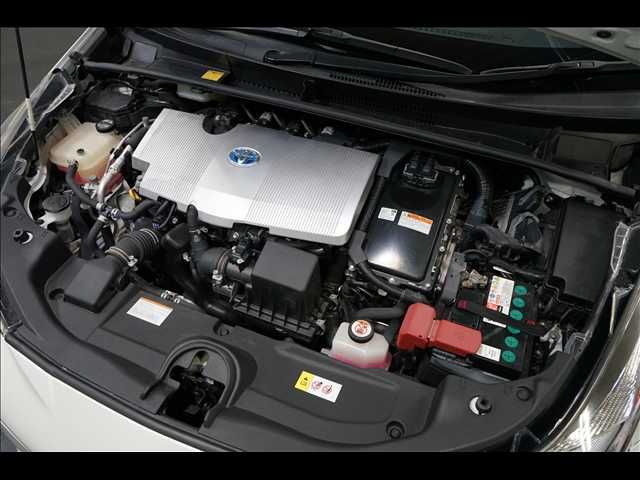 TOYOTA PRIUS 2016 Image 31