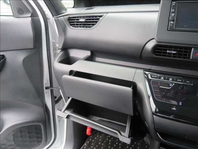 NISSAN ROOX 2021 Image 31