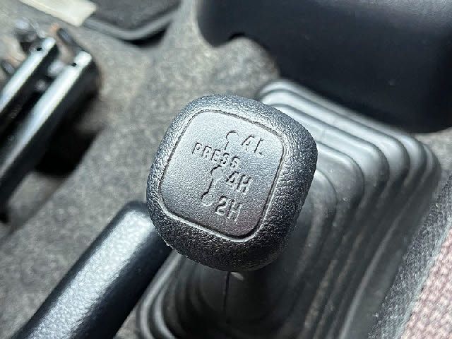 MITSUBISHI PAJERO MINI 4WD 2011 Image 31