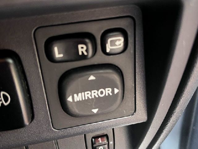 MITSUBISHI PAJERO MINI 4WD 2011 Image 31