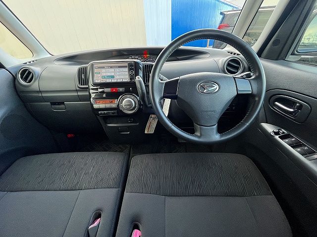 DAIHATSU TANTO CUSTOM 2012 Image 31