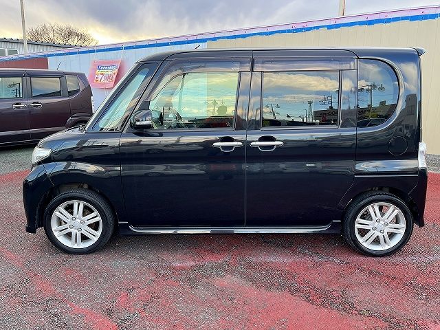 DAIHATSU TANTO CUSTOM 2012 Image 31