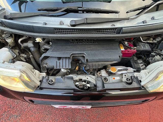 DAIHATSU TANTO CUSTOM 2012 Image 31