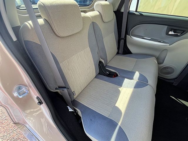 DAIHATSU CAST STYLE 2017 Image 31