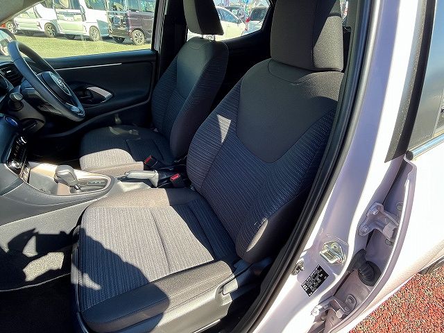 TOYOTA YARIS HYBRID 2022 Image 31