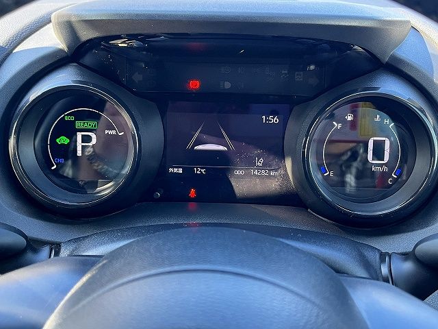 TOYOTA YARIS HYBRID 2022 Image 31