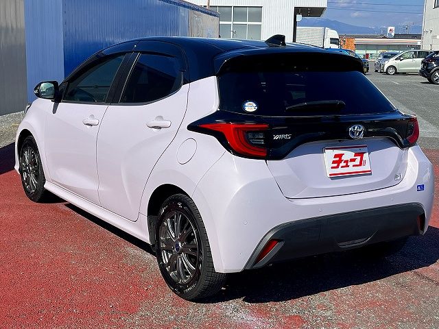 TOYOTA YARIS HYBRID 2022 Image 31