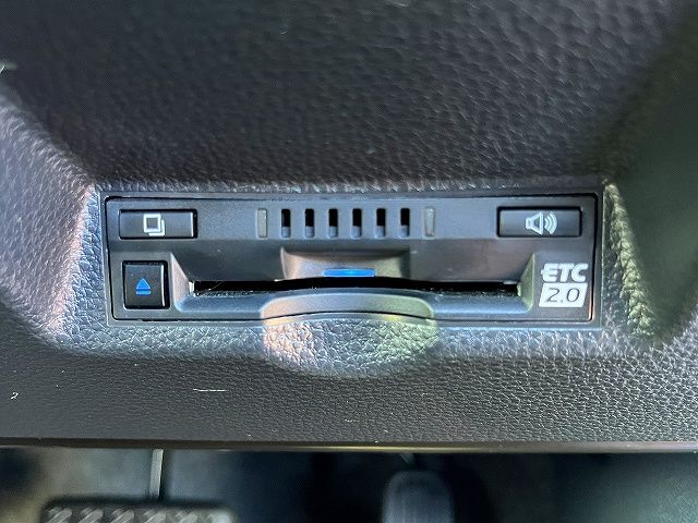 TOYOTA YARIS HYBRID 2022 Image 31