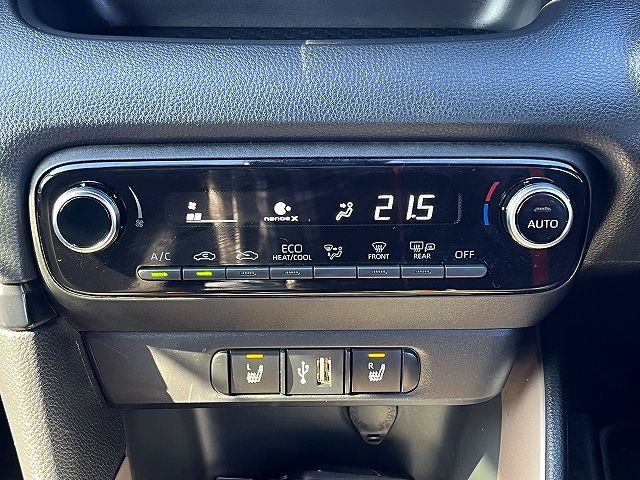 TOYOTA YARIS HYBRID 2022 Image 31