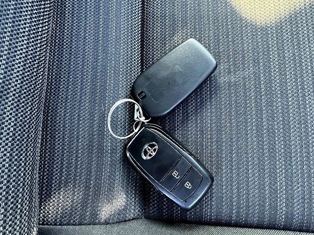 TOYOTA YARIS HYBRID 2022 Image 31