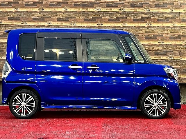 DAIHATSU TANTO CUSTOM 2017 Image 31