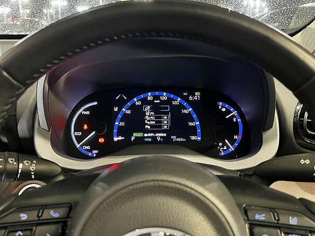 TOYOTA YARIS CROSS HYBRID 2022 Image 31