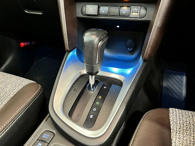 TOYOTA YARIS CROSS HYBRID 2022 Image 31